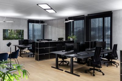 Sistemas de bandas verticales, SG 2960, Colorama 2, Office, Bern, Switzerland