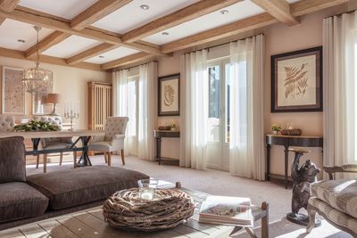 Metropole, SG 7610, Polyflax, Hotel Palace, Gstaad, Switzerland, Antique Bronze, Stud Endcap