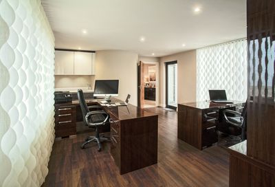 Sistemas de bandas verticales, SG 2810, Multi Visio, Room shot "Rawsons Retreat", Kent, United Kingdom, Vertical Waves