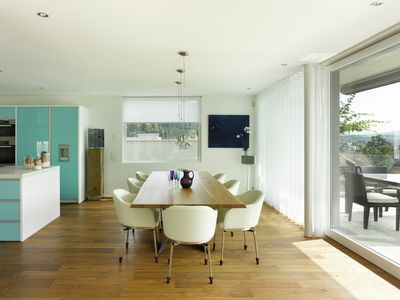 Sistemas de rieles, SG 6010, Colorama 1, Room shot "Private Home", Gümligen, Switzerland, Wave