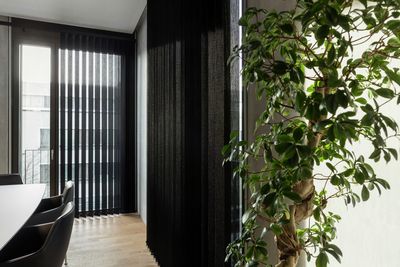 Sistemas de bandas verticales, SG 2960, Colorama 2, Office, Bern, Switzerland